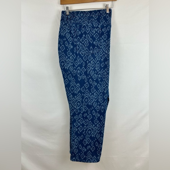 Woman’s 3X Blue Legacy Print Pull On Denim Crop Leggings Back Pockets - Picture 4 of 8